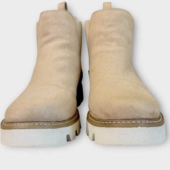 Chinese Laundry Suede Chelsea Booties Chunky Lug Sole Pullon Size 8.5 Cream - Picture 4 of 13